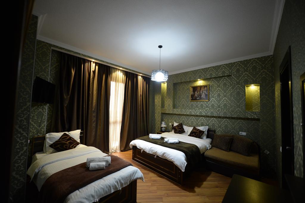 Begi Hotel Tbilisi Bagian luar foto