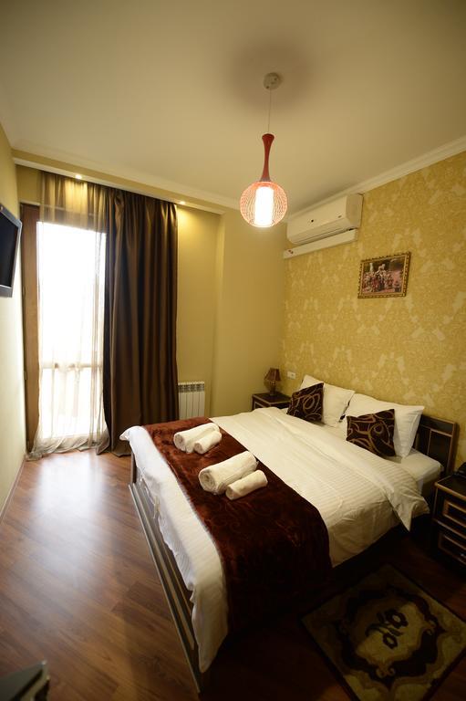 Begi Hotel Tbilisi Bagian luar foto