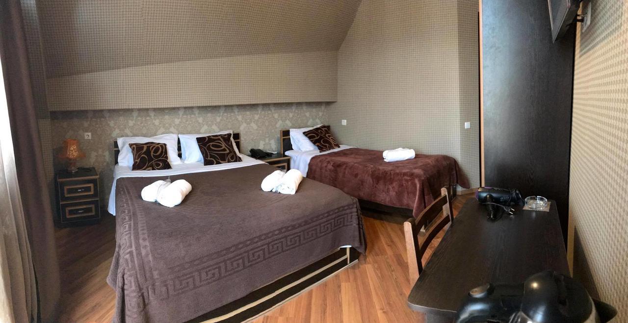 Begi Hotel Tbilisi Bagian luar foto
