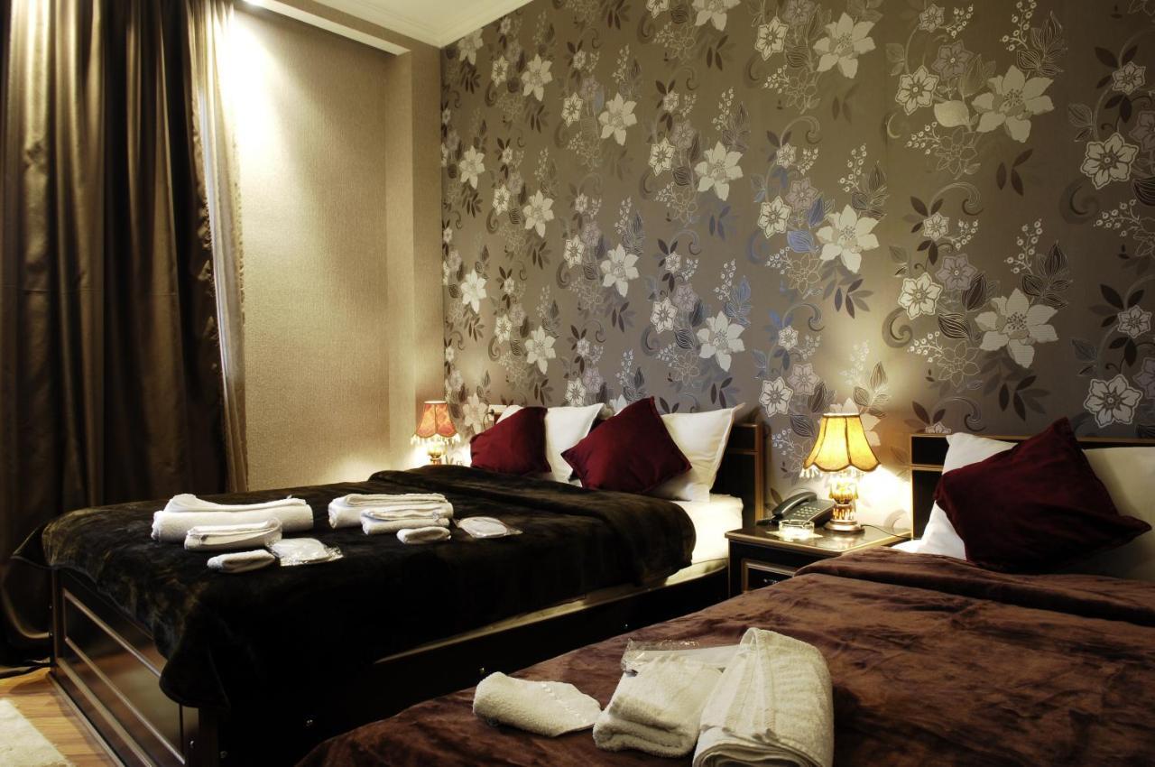 Begi Hotel Tbilisi Bagian luar foto